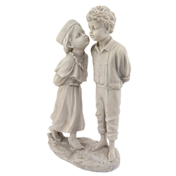 Design Toscano Love's First Kiss Children Garden Statue / Ornament