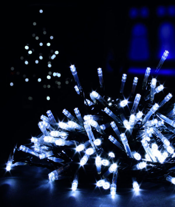 200 White LED Supabrights Christmas Lights Indoor/Outdoor Clear Cable