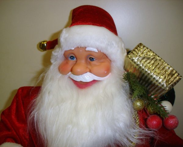 60cm Tall Traditional Santa figure / Figurine 'Red' Christmas Decoration