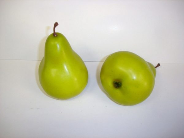 Artificial Fruit Green Pear 90mm Very Realistic Pack x2