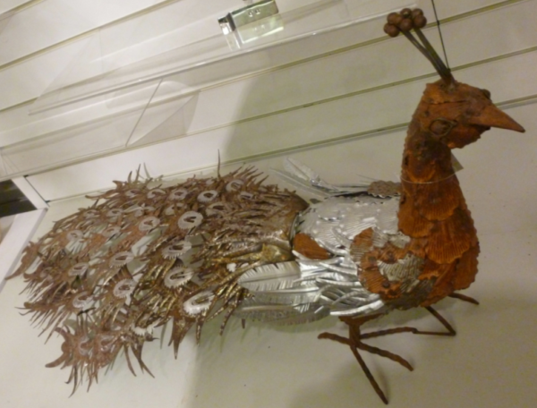 Metal Peacock Outdoor/Indoor Ornament Figurine 60cm