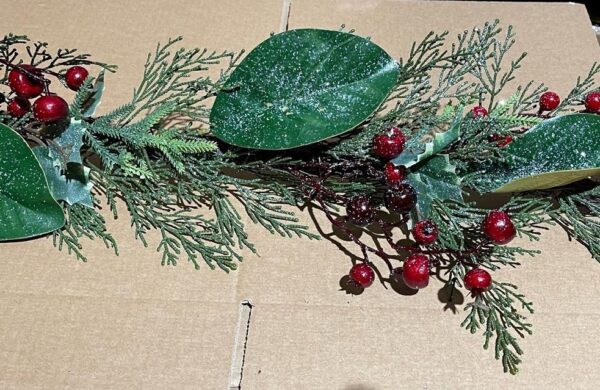 6ft Holly.Laurel, Fern & Red Berry Christmas Garland 25210GL