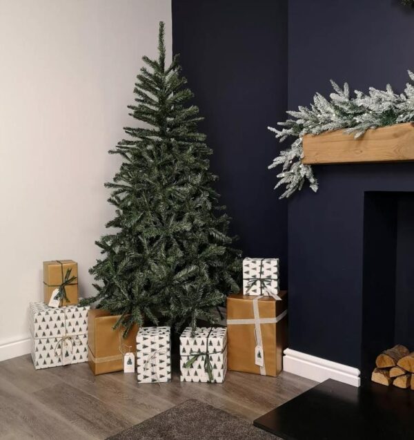 2.1m (7ft) Green Woodcote Spruce Artificial Christmas Tree
