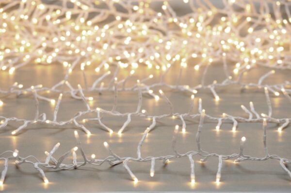760 Cluster Lights Warm White LED M/A + Timer White Cable