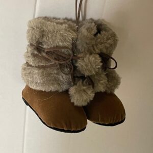 2 Pairs Faux Uggs / Snowboots Christmas Tree Ornaments / Decorations 4in